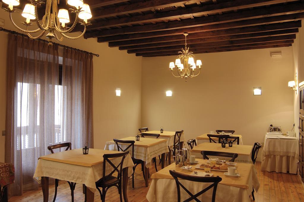 Casa Rural La Botica Oropesa del Mar Exterior foto